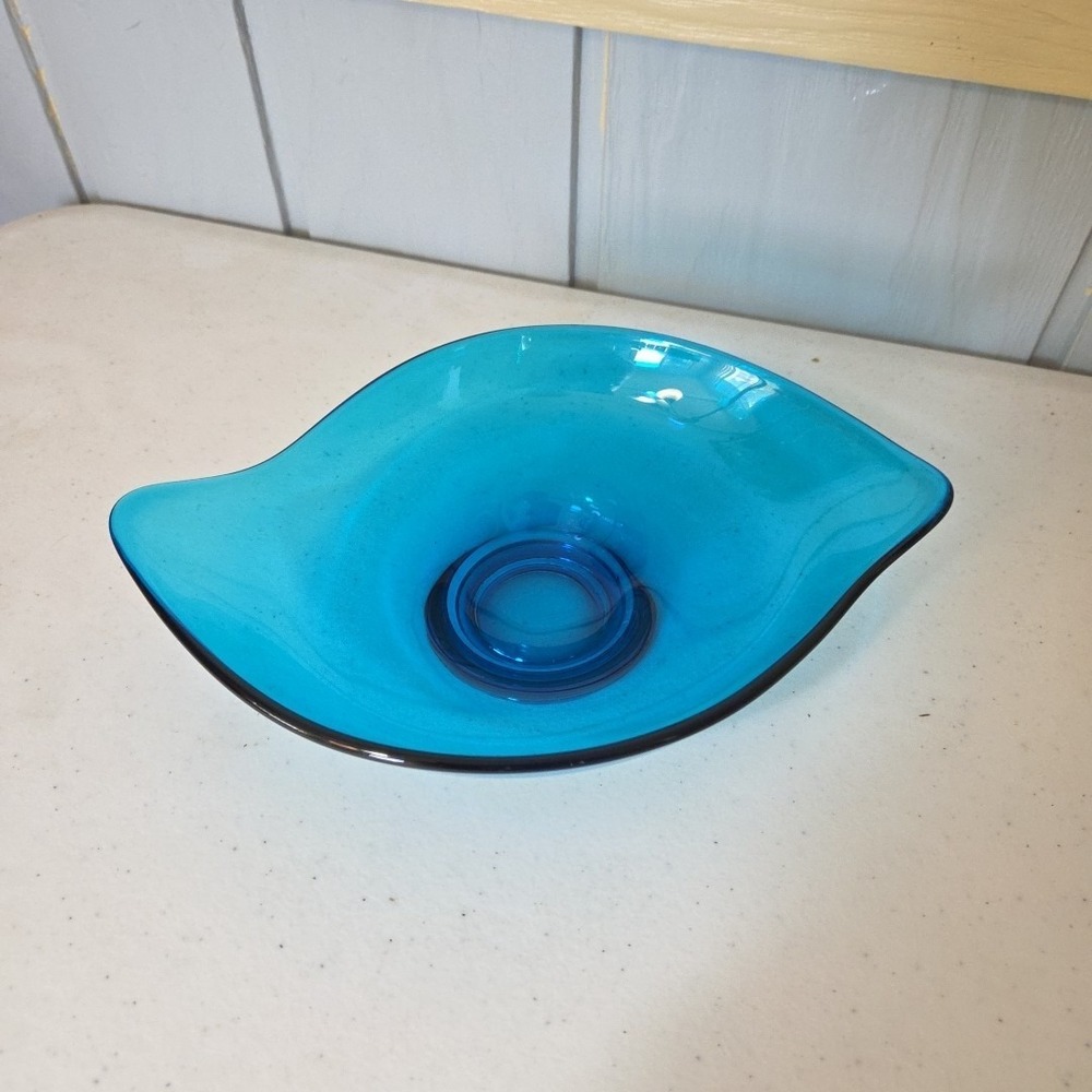 MCM Viking Epic Line Bluenique Oblong Dish Console Bowl Freeform Art Glass